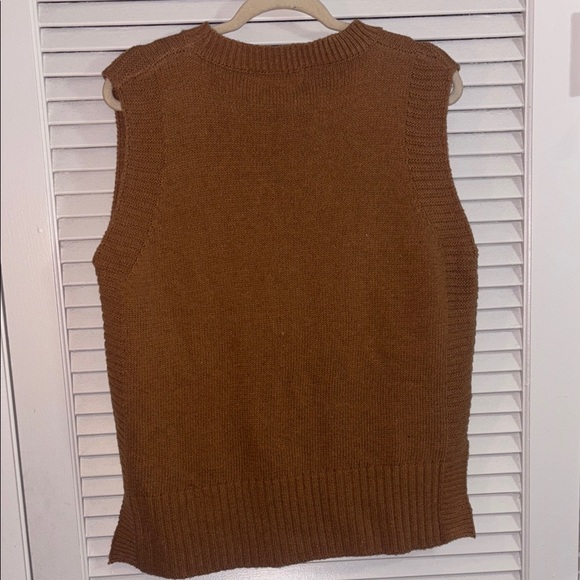 Women's Brown Sweater Vest - Picture 3 of 3